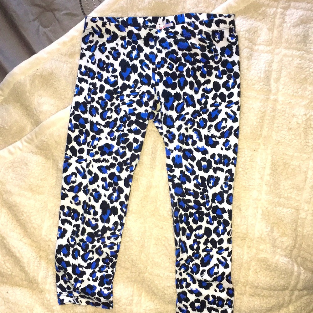 Animal print leggings size small